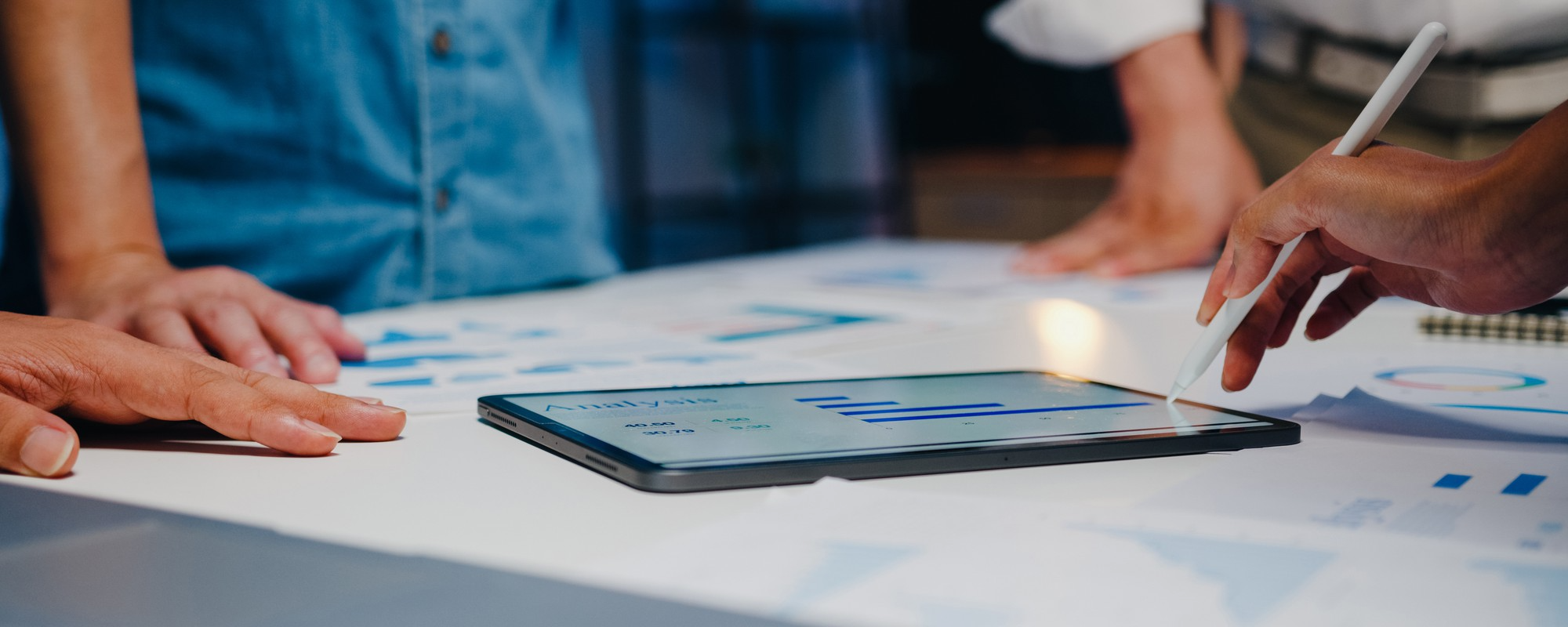 Finanzielle Diagramme und Analysen